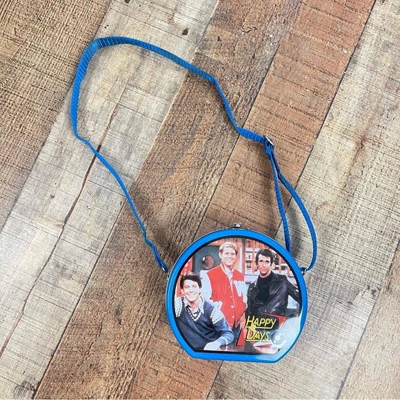 Vintage Paramount Pictures Happy Days Tin Crossbody Bag Lunch Box Retro TV - Picture 1 of 7